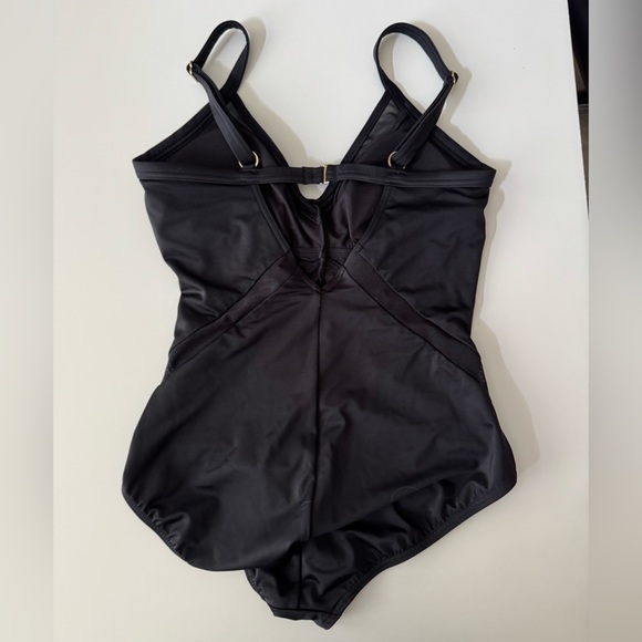 Dreamsuit by Miraclesuit One Piece Slimming Tummy Control swimsuit size 10 - Picture 2 of 8